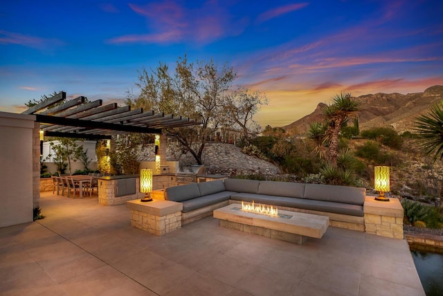 928 Singing Hills Dr, El Paso, TX 79912