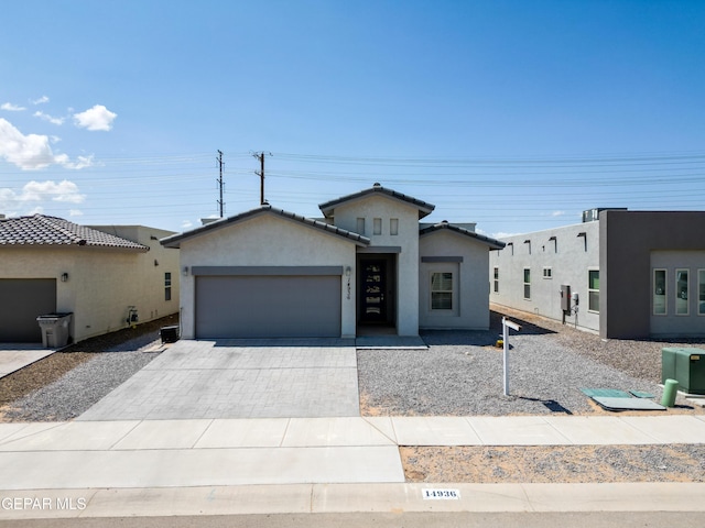 view of front of property featuring a garage