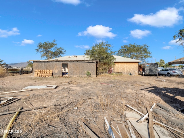 exterior space featuring an outbuilding