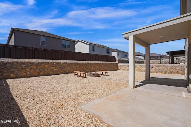 view of yard featuring a patio