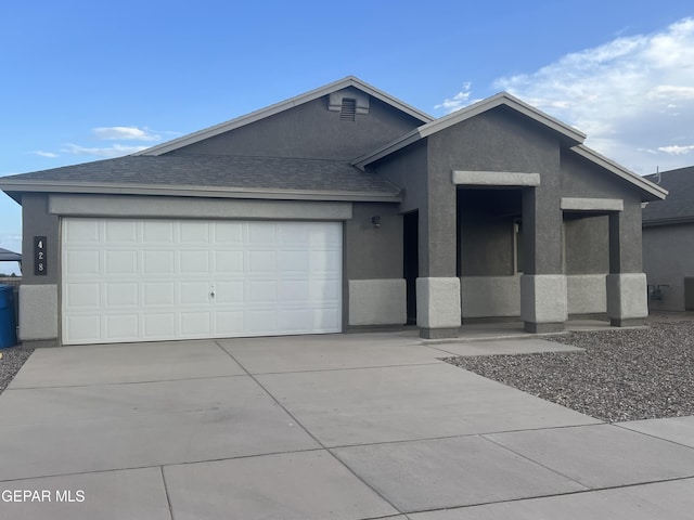 view of front facade with a garage