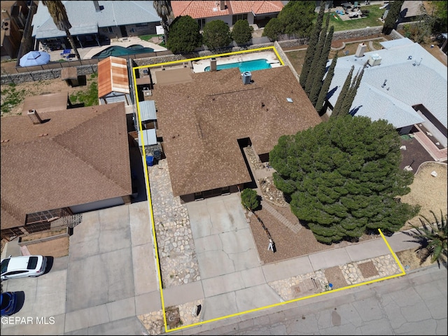 birds eye view of property featuring a residential view