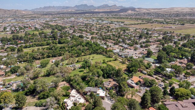 drone / aerial view featuring a mountain view