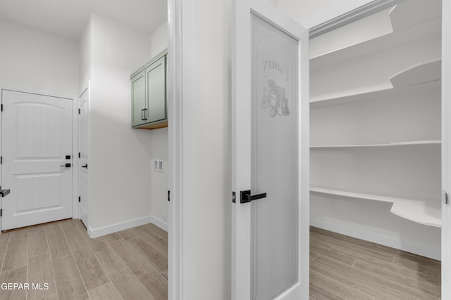 1385 Syrian Desert Dr, Chaparral, NM 88081 - interior space featuring light wood-style floors