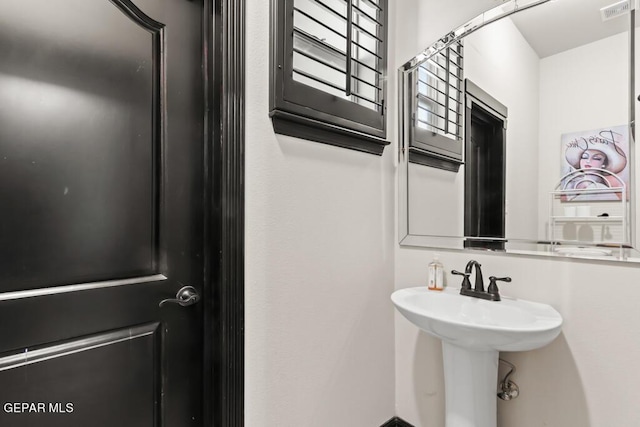 4500 Honey Willow Way, El Paso, TX 79922 - view of bathroom