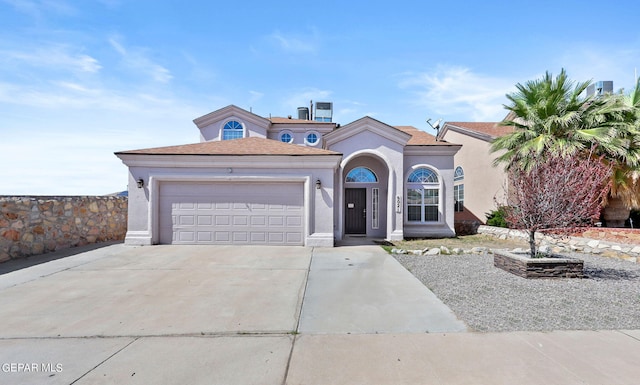 view of front facade with a garage