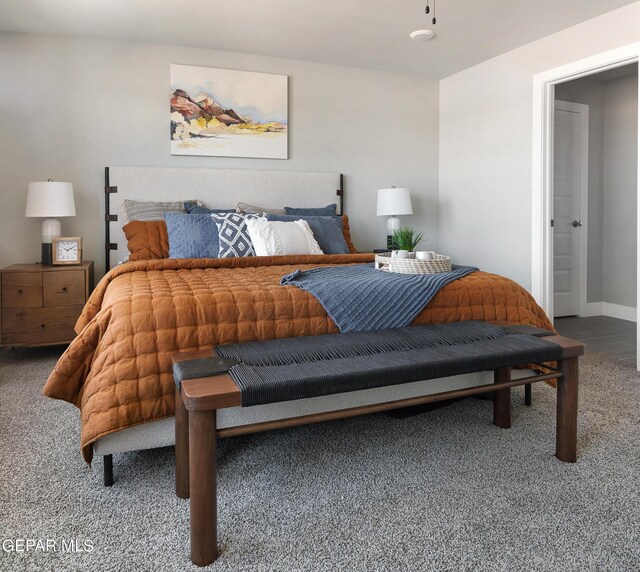 view of carpeted bedroom