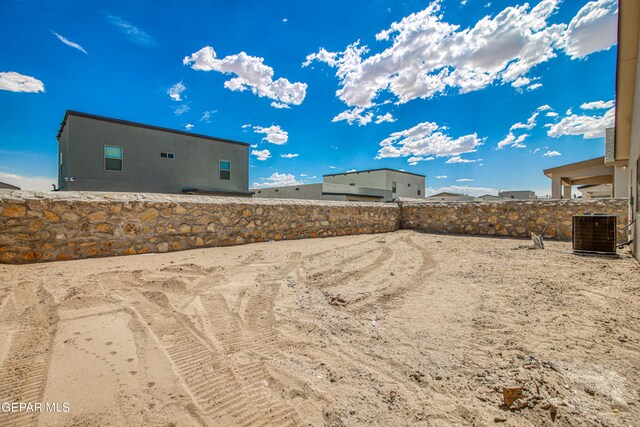 view of yard with cooling unit