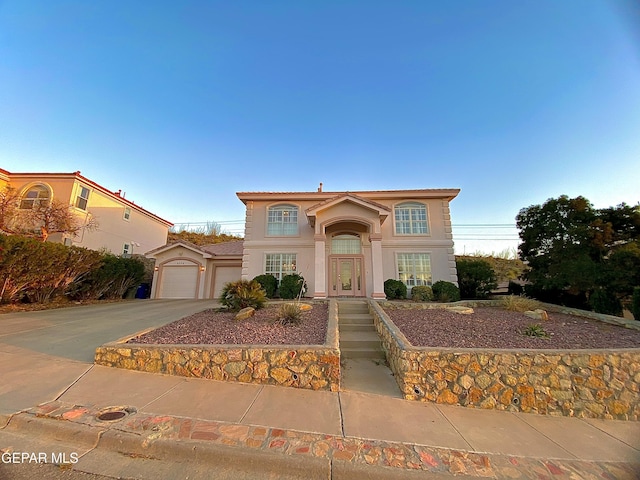 view of front facade featuring a garage