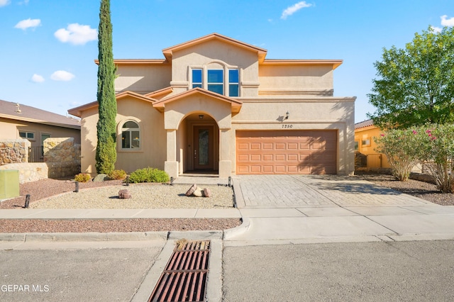 view of front of home featuring a garage