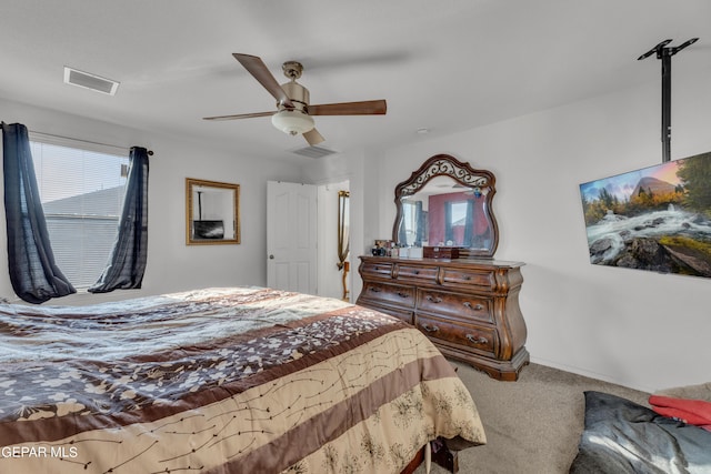 bedroom featuring carpet floors and ceiling fan