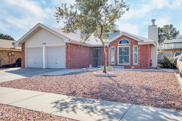 view of front facade with a garage