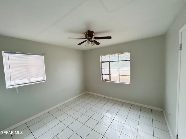 empty room featuring ceiling fan