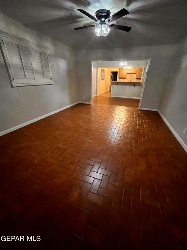 spare room featuring ceiling fan