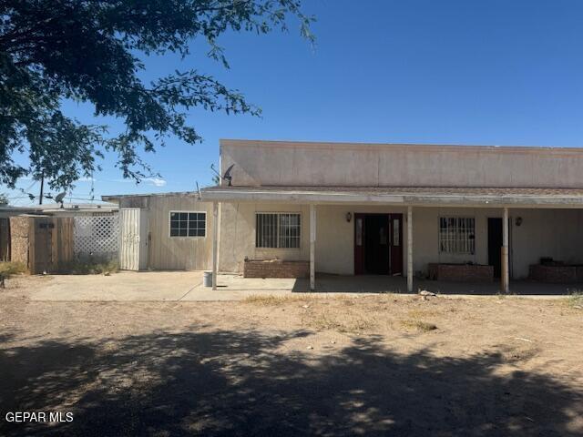 5600 Joe Perez Ct, El Paso, TX 79905 - photo 2