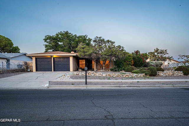 view of front facade with a garage