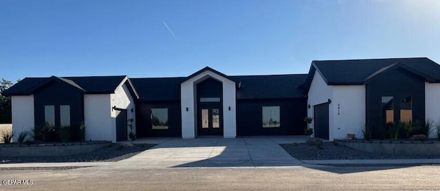 view of modern inspired farmhouse