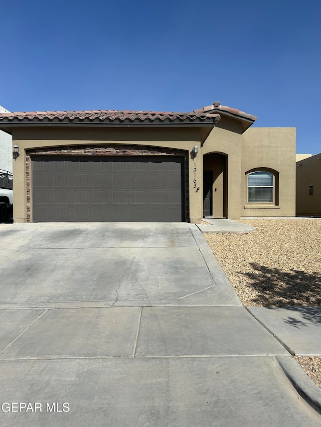 view of front of house featuring a garage