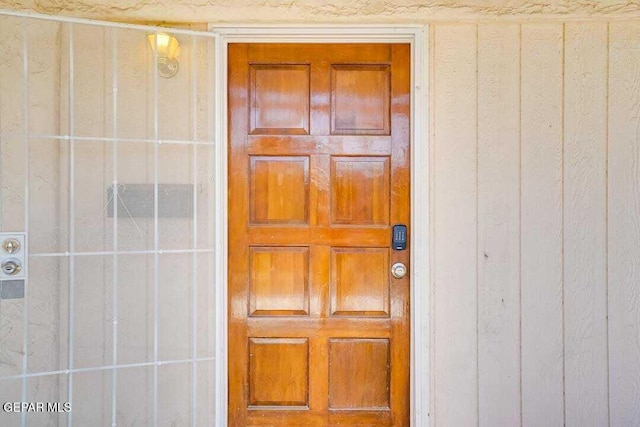 view of property entrance