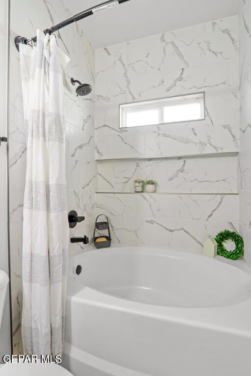 14952 Hill Ridge Ct, El Paso, TX 79938 - full bathroom featuring shower / bath combo with shower curtain