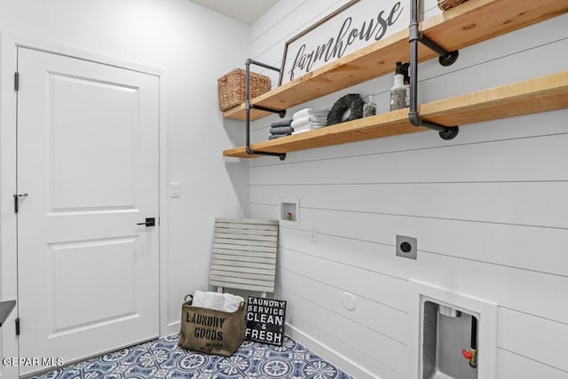 14952 Hill Ridge Ct, El Paso, TX 79938 - laundry area featuring washer hookup, electric dryer hookup, and tile patterned floors