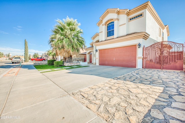 view of front of house featuring a garage