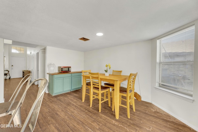 dining area featuring light hardwood / wood-style floors