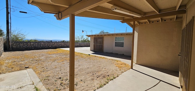 view of yard with a patio area