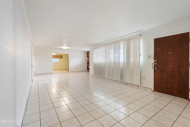 3405 Volcanic Ave, El Paso, TX 79904 - empty room featuring light tile patterned floors