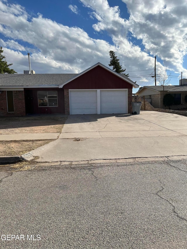 view of front of property featuring a garage