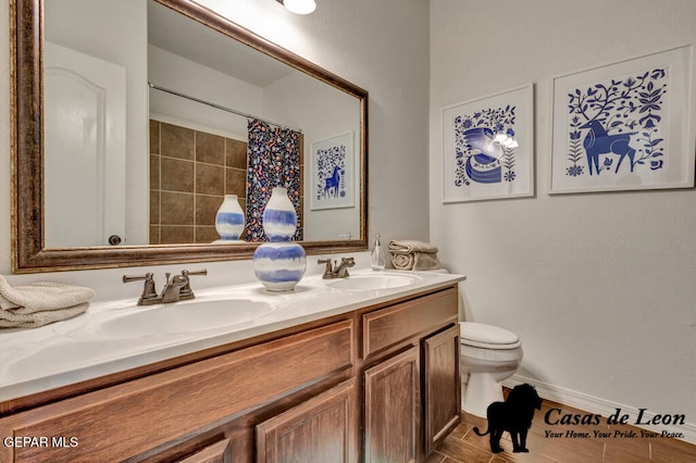 bathroom featuring hardwood / wood-style floors, vanity, toilet, and a shower with curtain