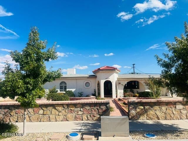 view of mediterranean / spanish-style home