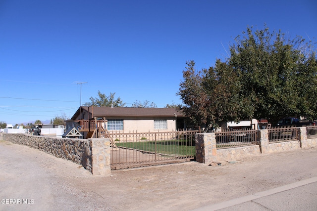 view of front of home