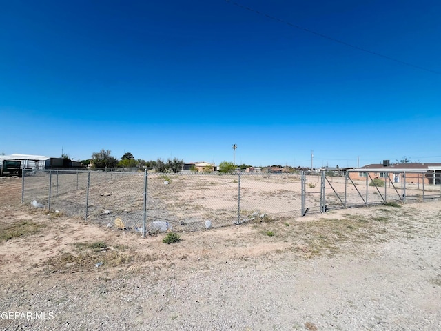 Listing photo 2 for 11608 Ernest Rd, Socorro TX 79927