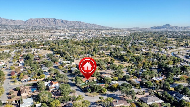 bird's eye view with a mountain view