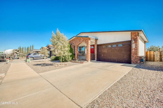 view of front facade featuring a garage