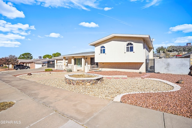 view of front of property