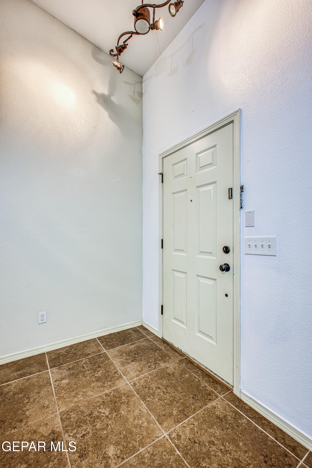 view of tiled entryway