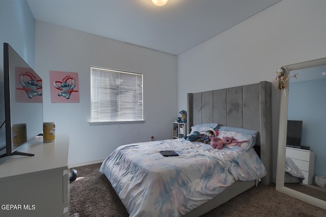 bedroom featuring carpet floors