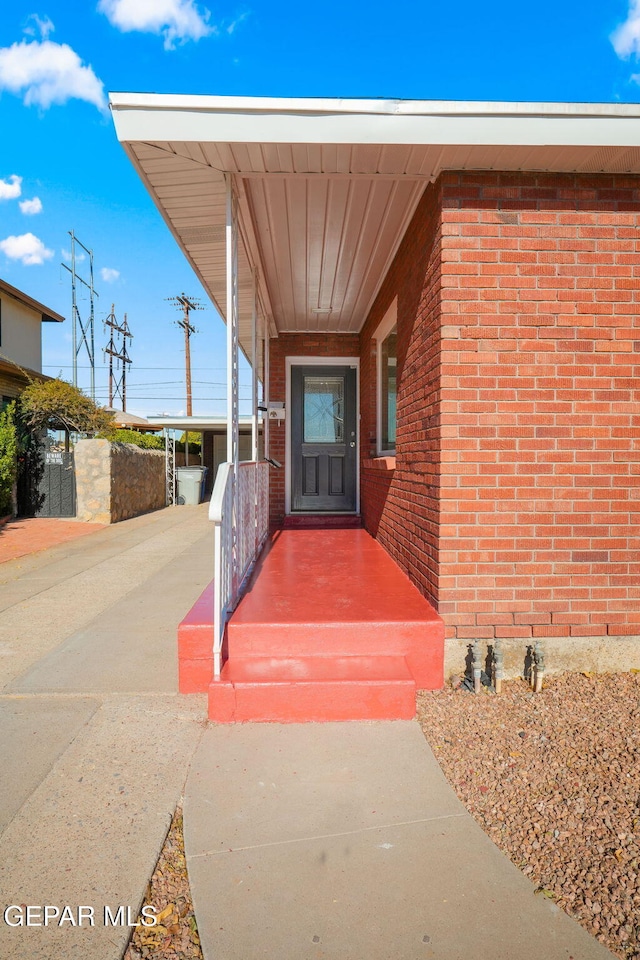 view of entrance to property