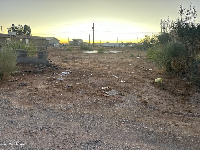 3831 Ezekiel Ln, El Paso, TX 79938 - photo 3