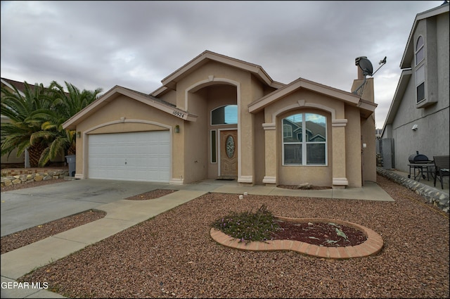 view of front of house featuring a garage