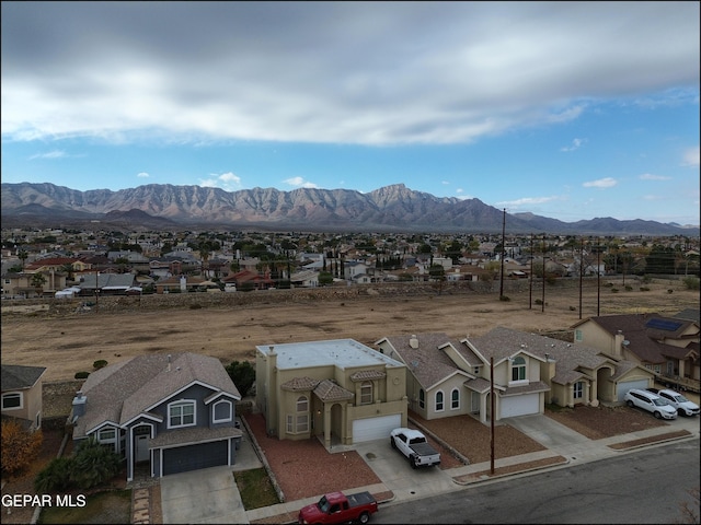 bird's eye view with a mountain view