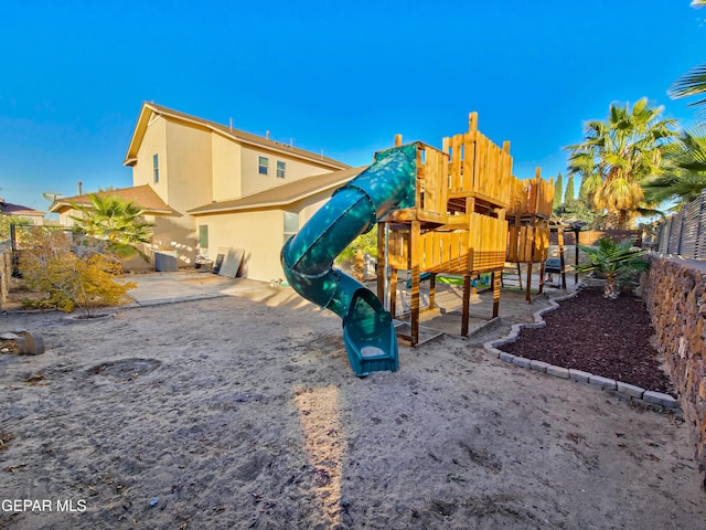 12298 Stansbury Dr, El Paso, TX 79928 - view of jungle gym