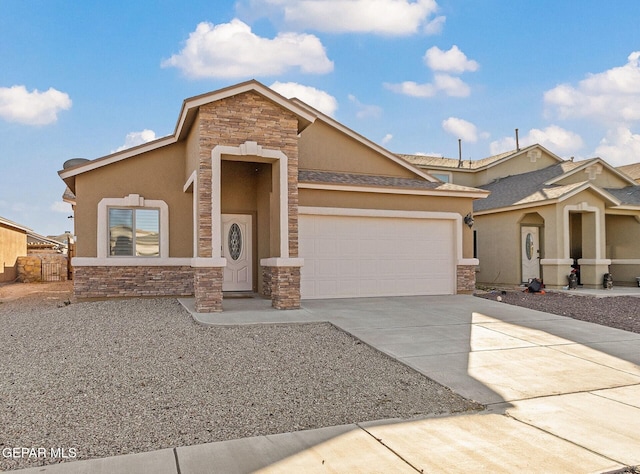 view of front of house featuring a garage