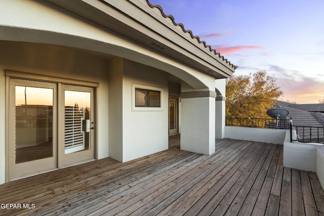 view of deck at dusk