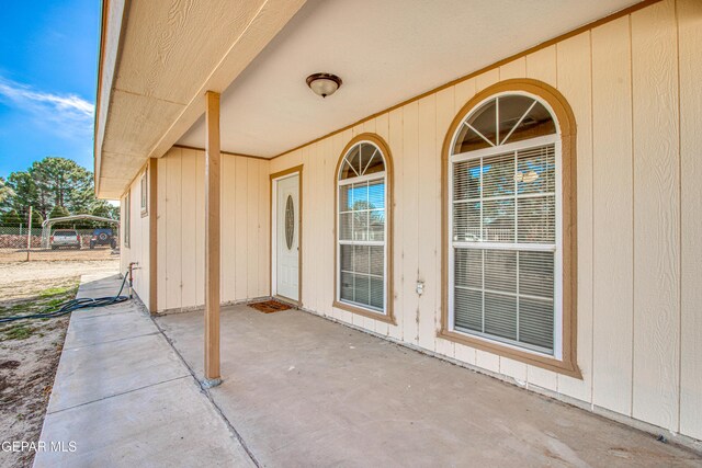 view of property entrance