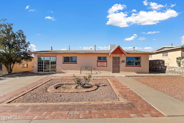 view of front of house featuring a patio area