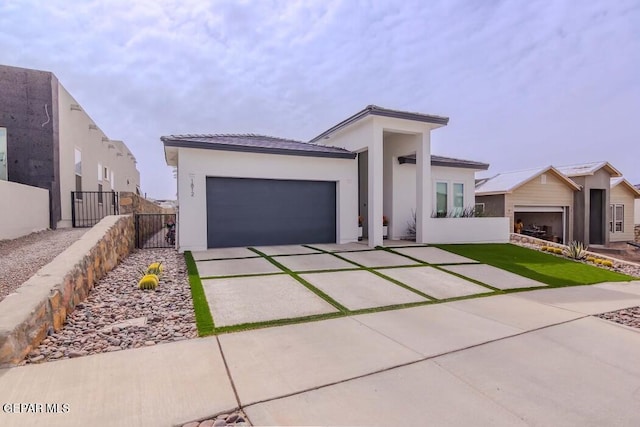 view of front of property featuring a garage