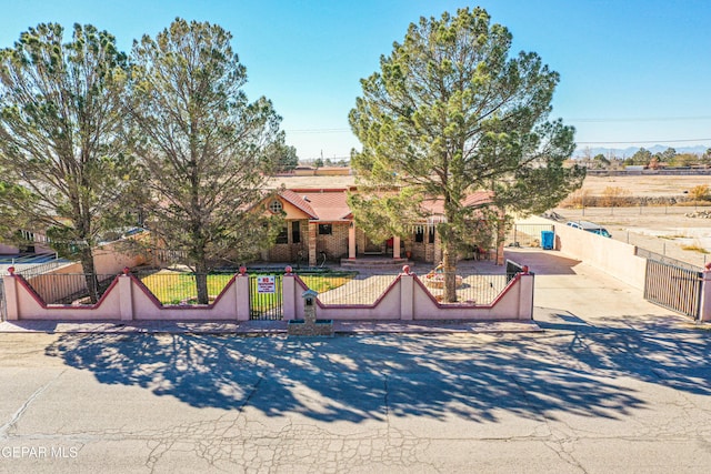 view of front of home